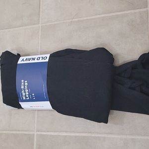 Black highrise leggings